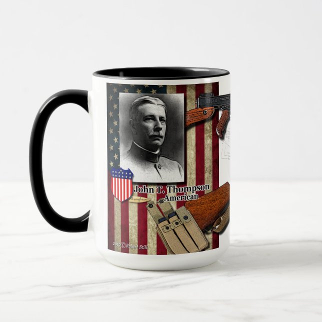 Taza sub 1938 de la ametralladora de Thompson (Izquierda)