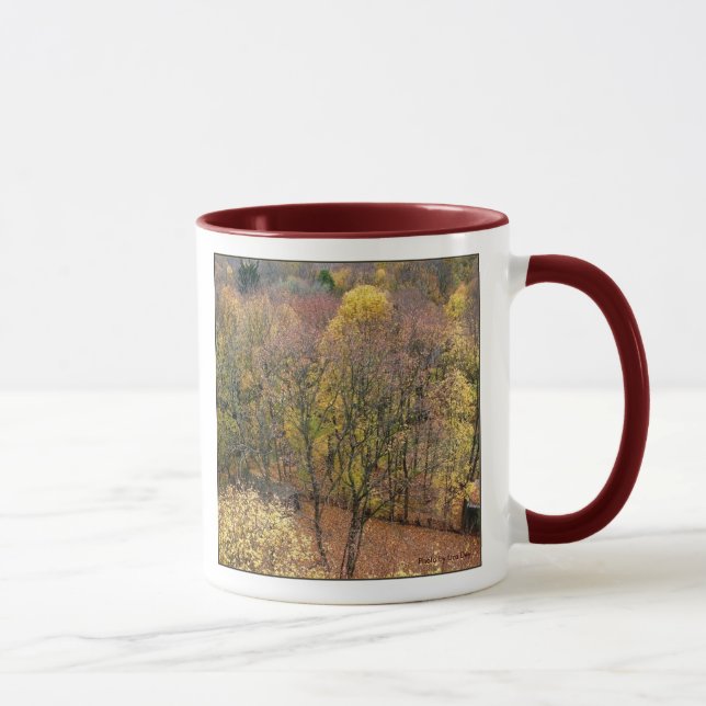 Taza 'Sueños de otoño' permite citar un gran barro (Derecha)