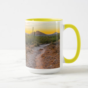 Taza Sunrize sobre el sendero de Arizona