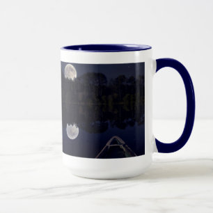 Taza Super Moon sobre el lago de Canoe tarde por la noc