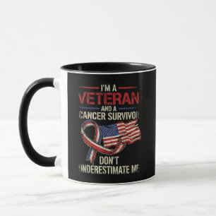 Taza Superviviente de cáncer veterano no me subestimes