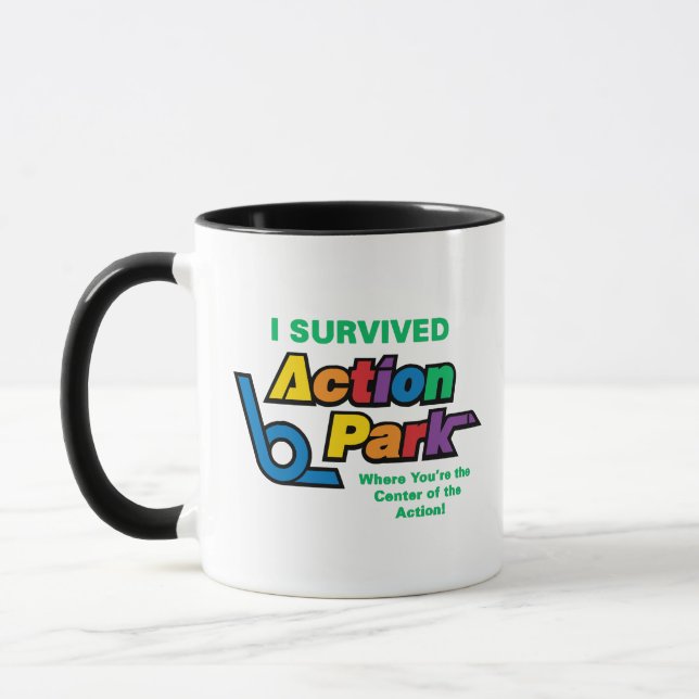 Taza Superviviente del Parque de Acción (Izquierda)
