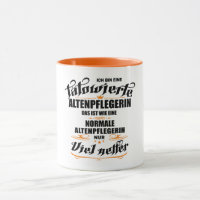 Tätowierte Altenpflegerin su netter. Geschenkidee