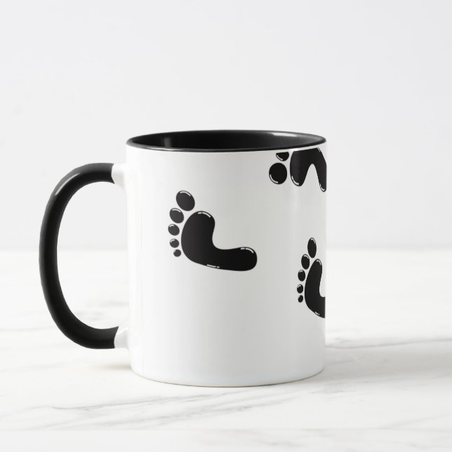 Taza ¡Taza con diseño divertido de pies manchando! (Izquierda)