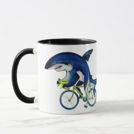 Taza Tiburón montando una bicicleta