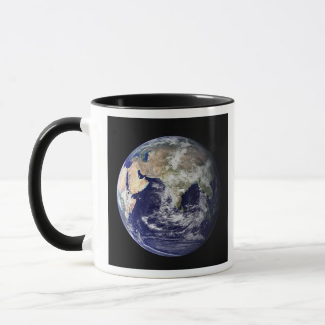 Taza Tierra completa mostrando Europa y Asia (Izquierda)