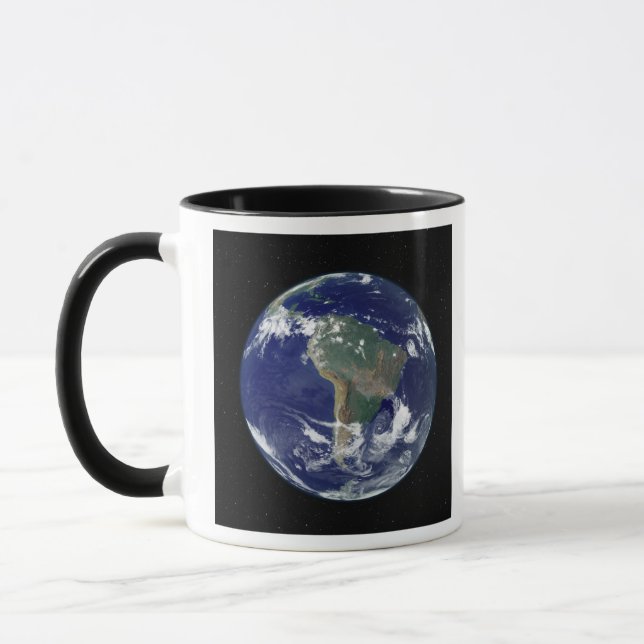 Taza Tierra completamente iluminada centrada en Sudamér (Izquierda)