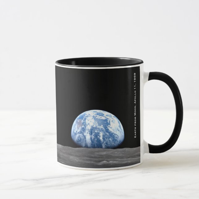 Taza Tierra en la Luna, Apolo 11, 1969 (Derecha)