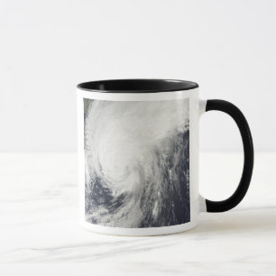 Taza Tifón Melor que se acerca a Japón
