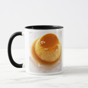 Taza Tipo de pudín de crema caramelo con caramelo