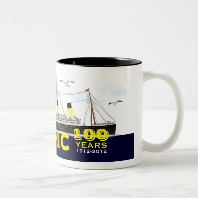 Taza titánica del aniversario de la tragedia (Derecha)