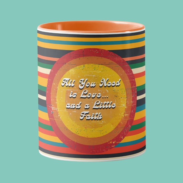 Taza Todo lo que necesitas es amor y fe" Retro Mug (All You Need is Love and Faith" Retro Mug)