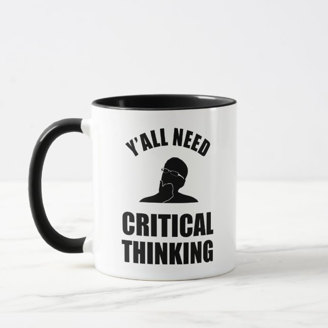 Taza Todos necesitan pensamiento crítico (Izquierda)