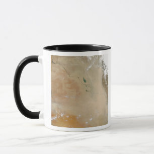 Taza Tormenta de polvo en el Medio Oriente