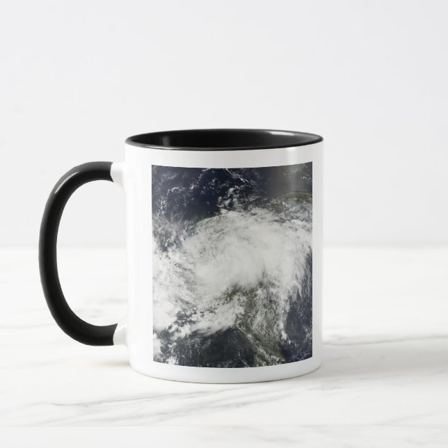 Taza Tormenta tropical Arturo (Izquierda)