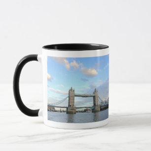Taza Tower Bridge-Londres