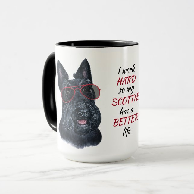 Taza Trabajando duro para mi perro aterrador escocés (Anverso izquierdo)