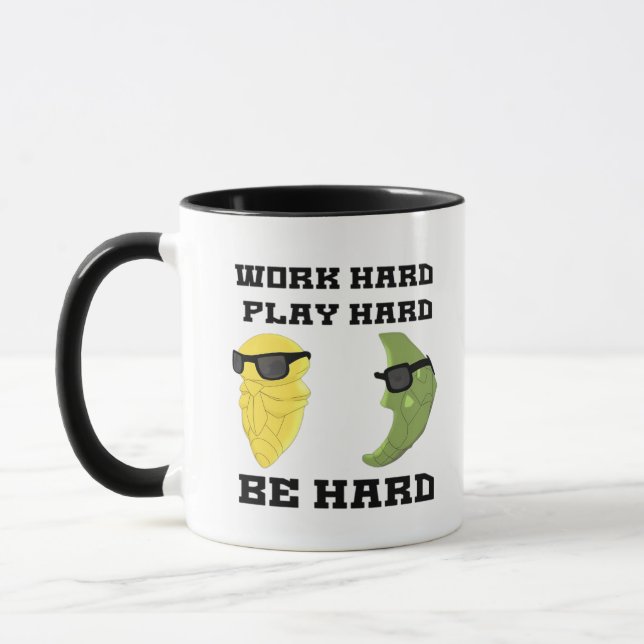 Taza Trabajar duro, jugar tan fuerte, ser duro clásico (Izquierda)