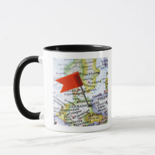 Taza Trace el perno colocado en Berlín, Alemania en