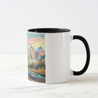 Taza Tren de pasajeros en las montañas