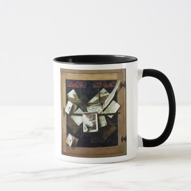 Taza Trompe - l ' oeil con las letras y los cuadernos, (Derecha)