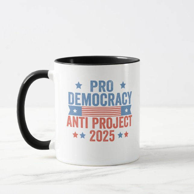 Taza Trump republicano pro proyecto antidemocrático 202 (Izquierda)