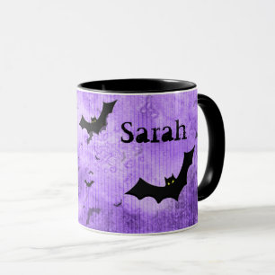 Taza Tu nombre: Halloween murmuró morado BG