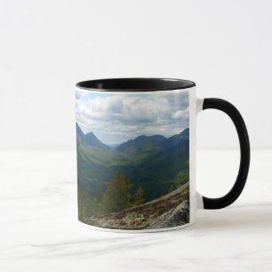 Taza Último panorama de la montaña de la primavera