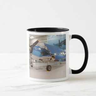 Taza Un avión de combate de la Segunda Guerra Mundial
