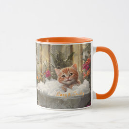 Taza Un gato rojo alegre y flojo en un baño de lujo