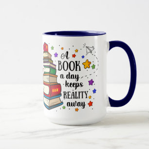 Taza Un libro al día mantiene la realidad lejos