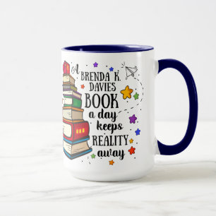 Taza Un libro de Brenda K Davies diario mantiene la rea