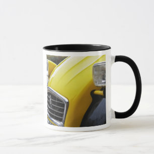 Taza Un viejo Citroen 2CV 2 CV negro y amarillo, detall