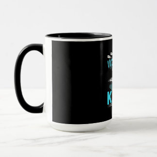 Taza Un Viejo Con Un Kayak