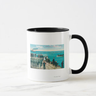 Taza Una escena de la pesca con una captura enorme