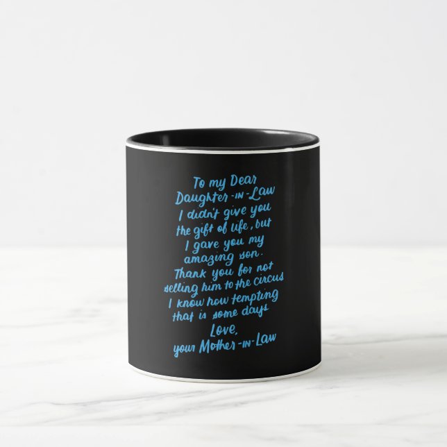 Taza Una graciosa hija de Derecho para mi querida hija  (Centro)