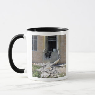 Taza Una granada impulsada por un cohete