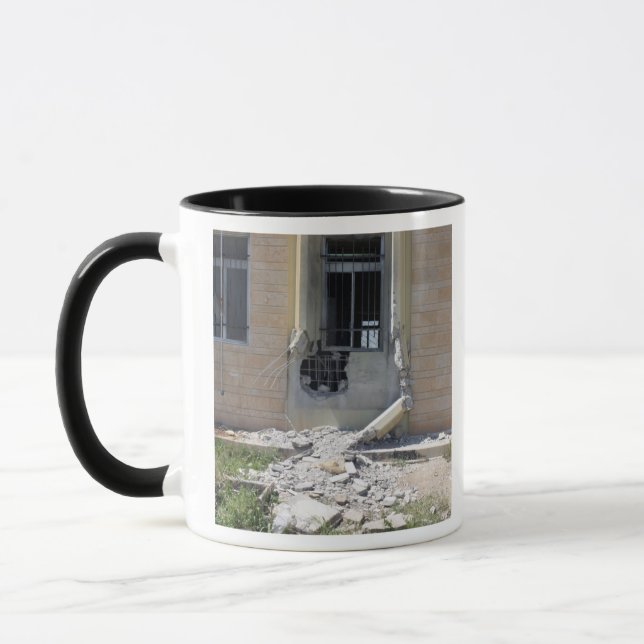 Taza Una granada propulsada por un cohete (Izquierda)