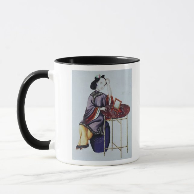 Taza Una mujer china que arregla su pelo (Izquierda)
