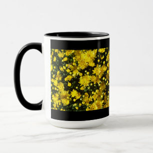 Taza Una multitud de Mamáes amarillas