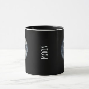 Taza Una pintura de la luna en un espacio