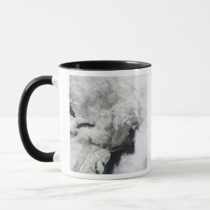 Taza Una tormenta severa del invierno