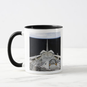 Taza Una vista parcial del transbordador espacial