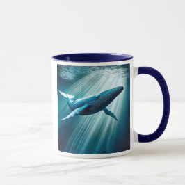 Taza Une magnifique baleine bleue nage majestueuse.