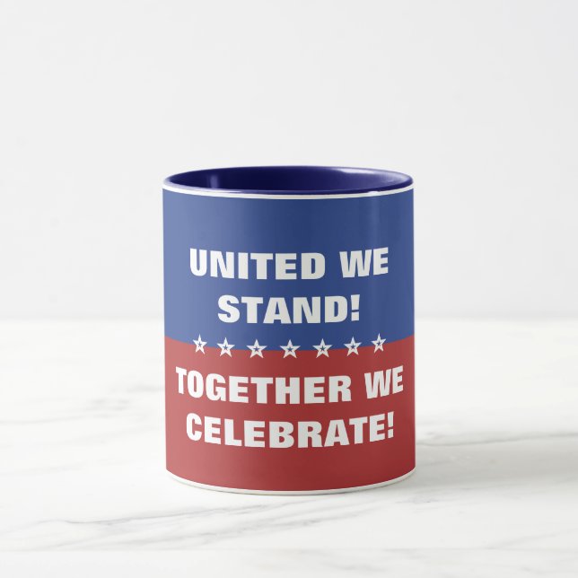 Taza Unidos nos unimos para celebrar la bandera de Esta (Centro)