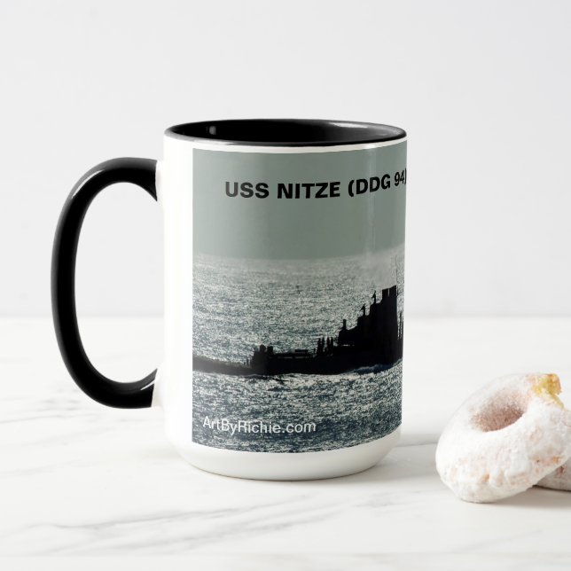 Taza USS NITZE (DDG94), Niebla gris y en marcha, Mug (Con donut)