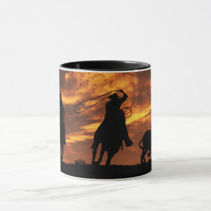 Taza Vaqueros bailando al atardecer