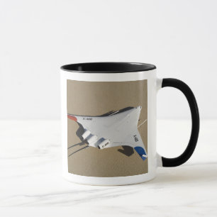 Taza Vehículo aéreo no tripulado X-48B con cuerpo de al