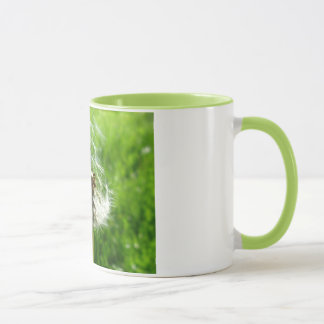 Taza verde del diente de león
