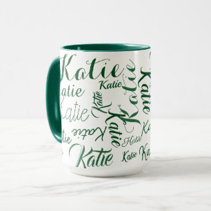 Taza verde moderno con nombres manuscritos blancos